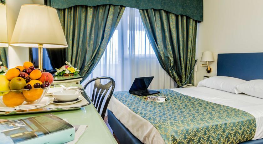 Grande Albergo Potenza Esterno foto