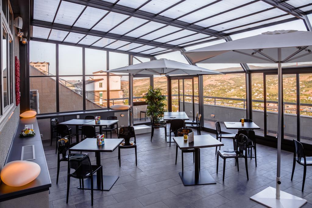Grande Albergo Potenza Esterno foto