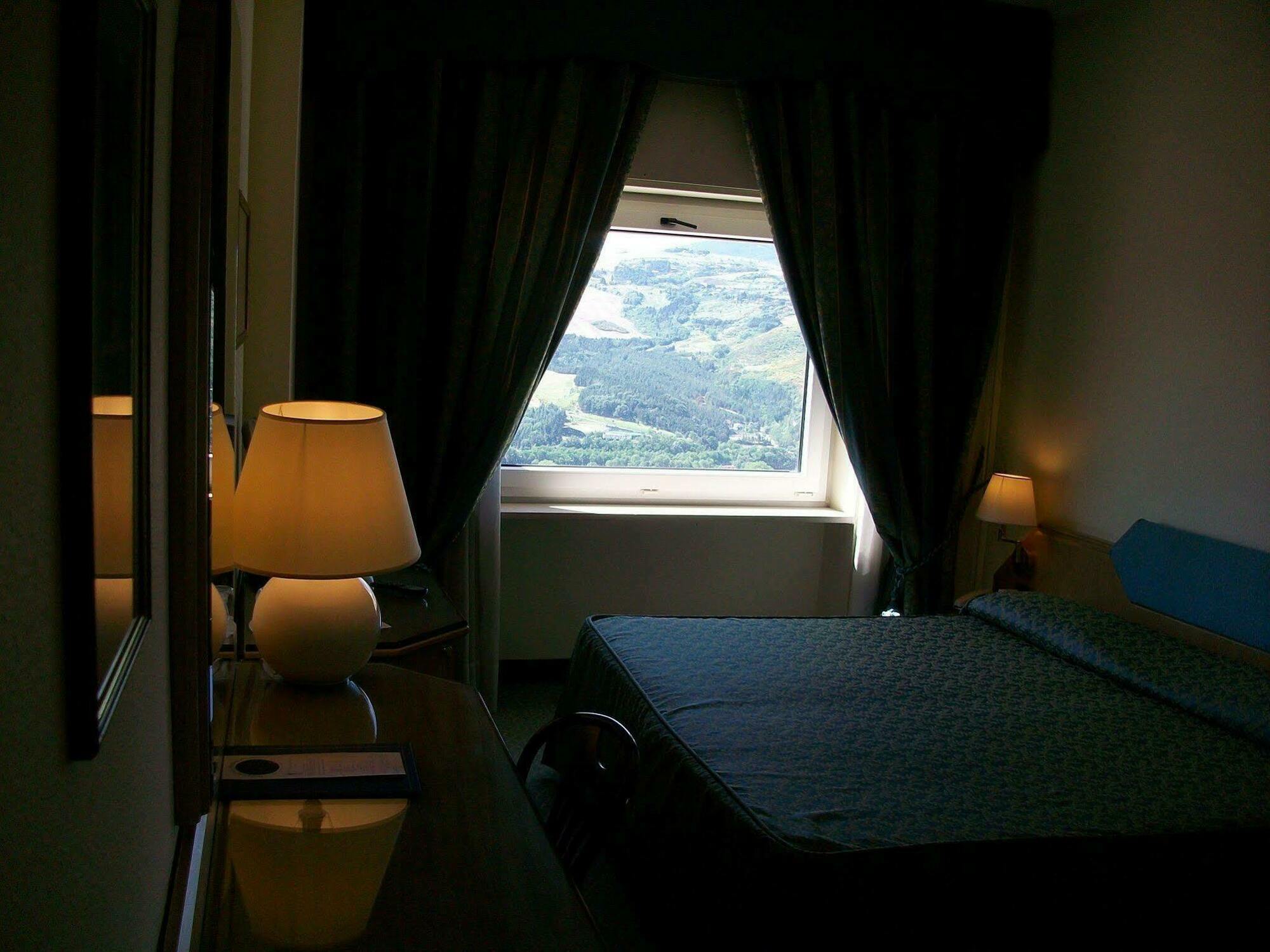 Grande Albergo Potenza Esterno foto